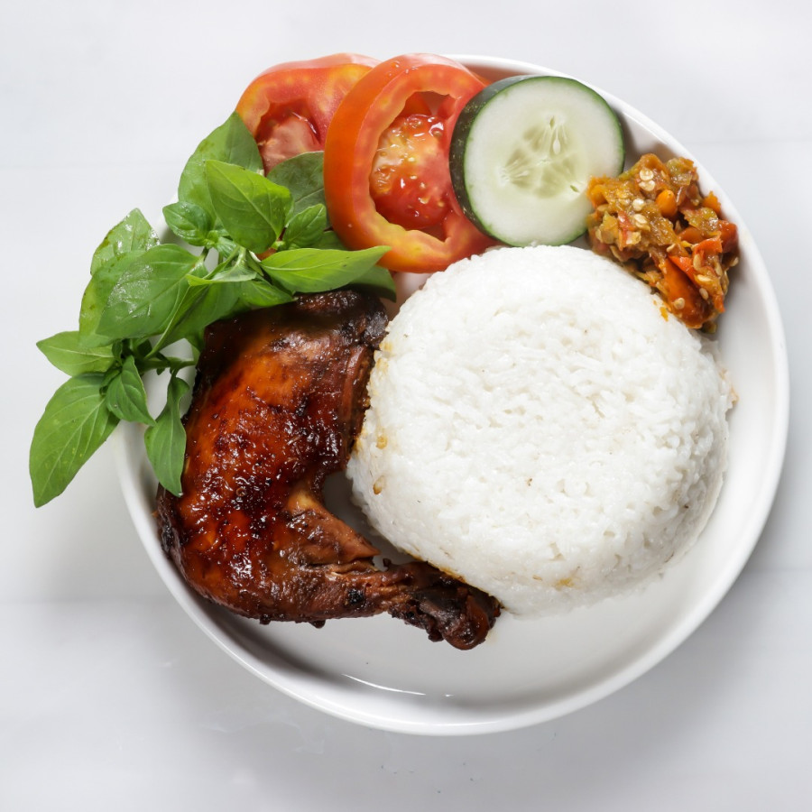 Nasi Box Ayam Bakar By Gapura Catering - depan