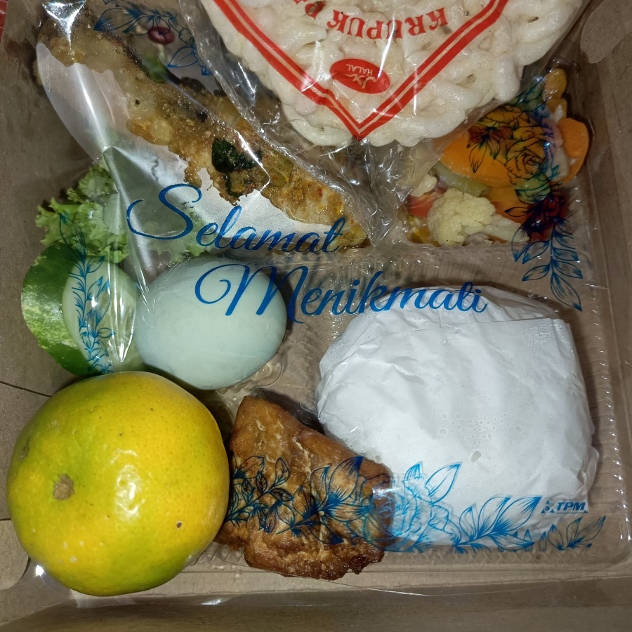 NASI AYAM RICA RICA - utama