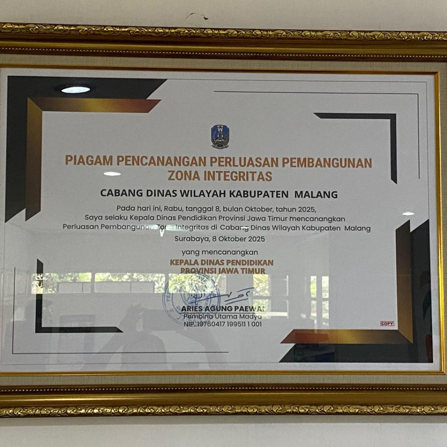 Piagam A3 + Pigura Ukir