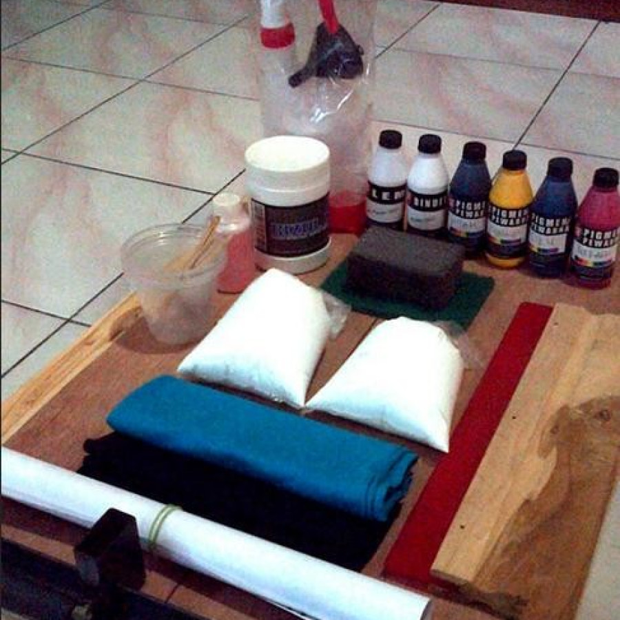 ALAT DAN BAHAN KETRAMPILAN PERCETAKAN SABLON - depan