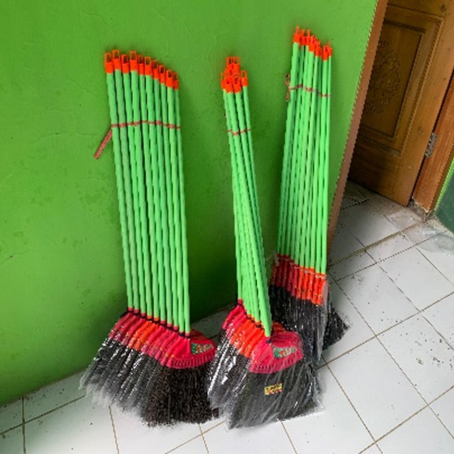 Sapu Ijuk Slamet