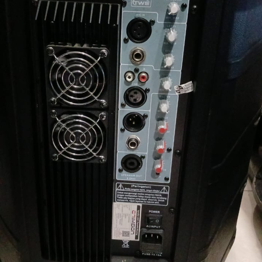 Speaker Aktif CRIMSON CR 15 INCH - depan
