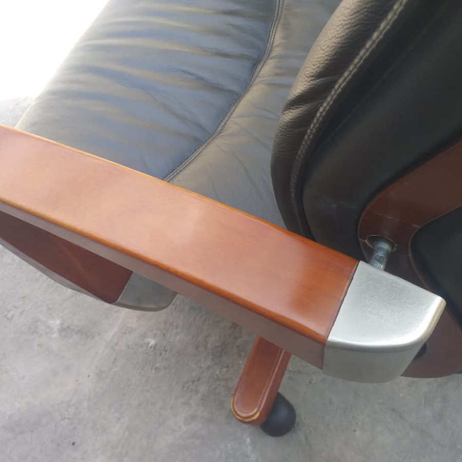 paket pemeliharaan kursi kantor - samping