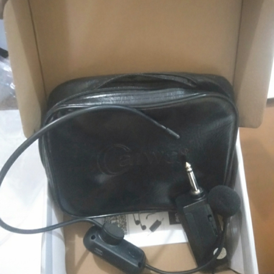 Mic Clip on Aiwa - utama