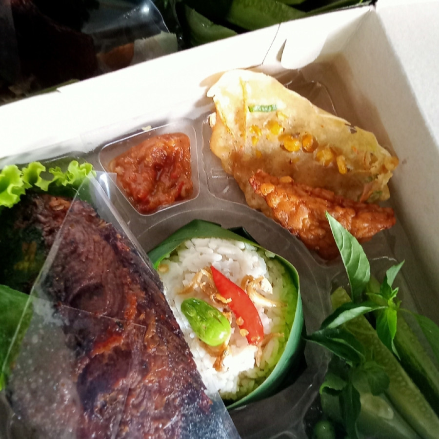 Nasi box 30k