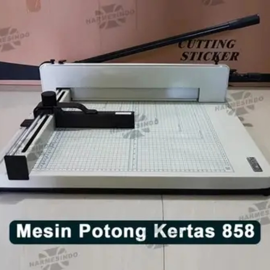 Alat Pemotong Kertas Manual