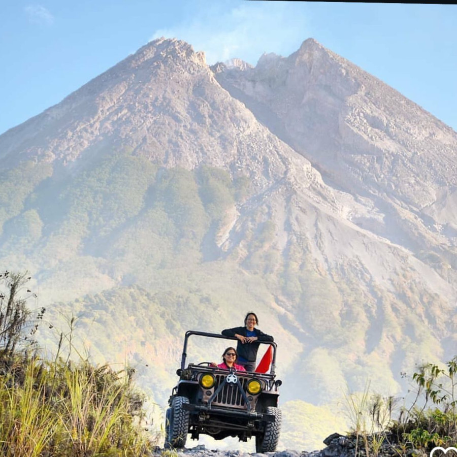 Paket Perjalanan Yogyakarta Lavatour - utama