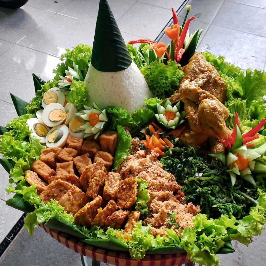 Nasi Tumpeng - utama