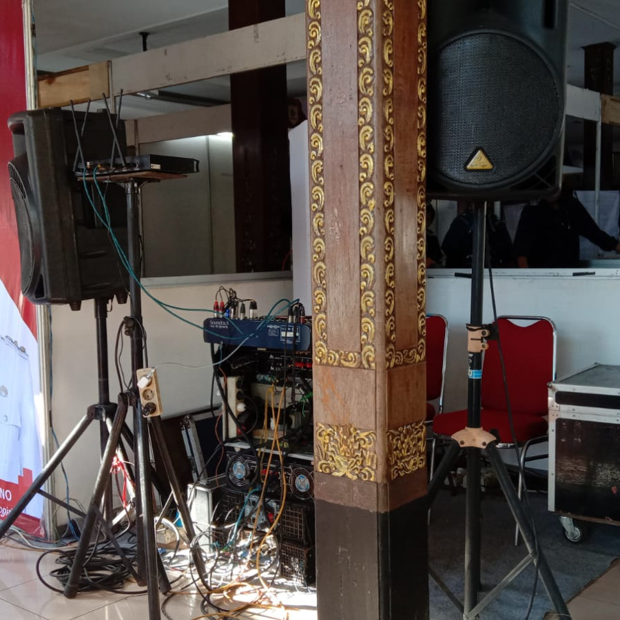 Paket Sewa Sound System 5000 Watt - samping