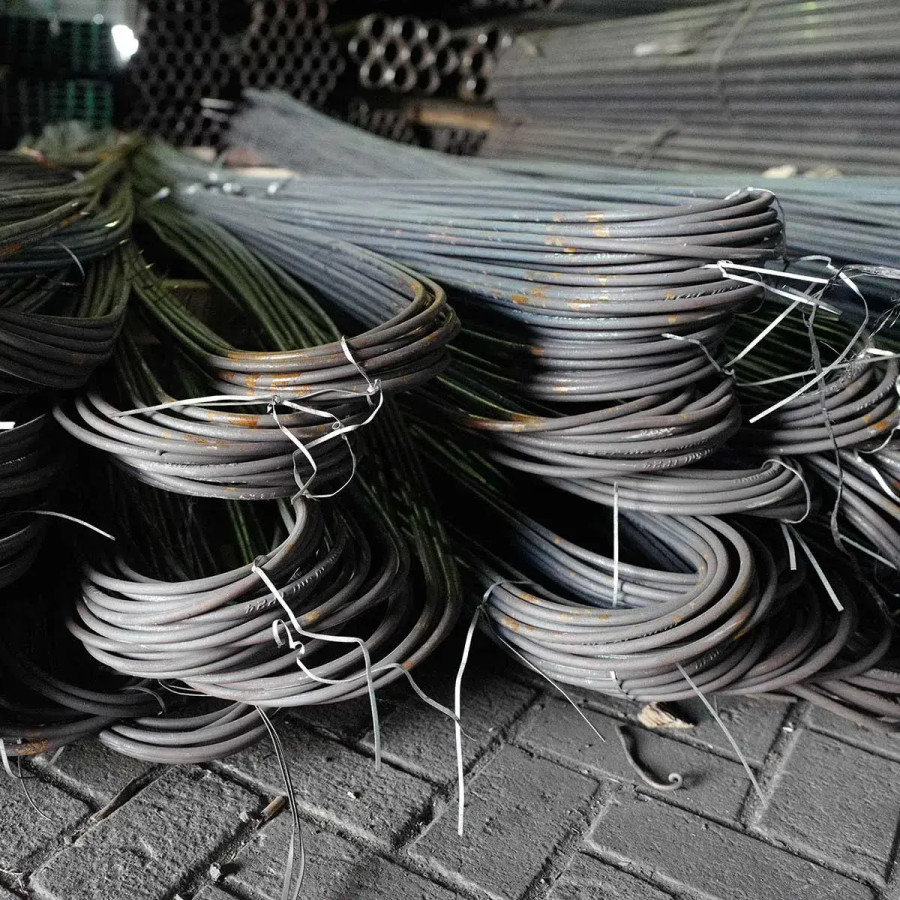 Besi Beton polos uk 12 panjang 12m