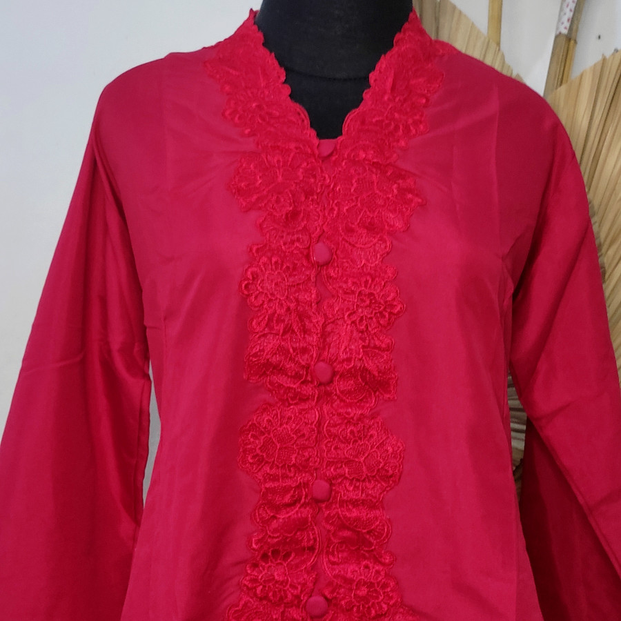 Kebaya Wanita - depan