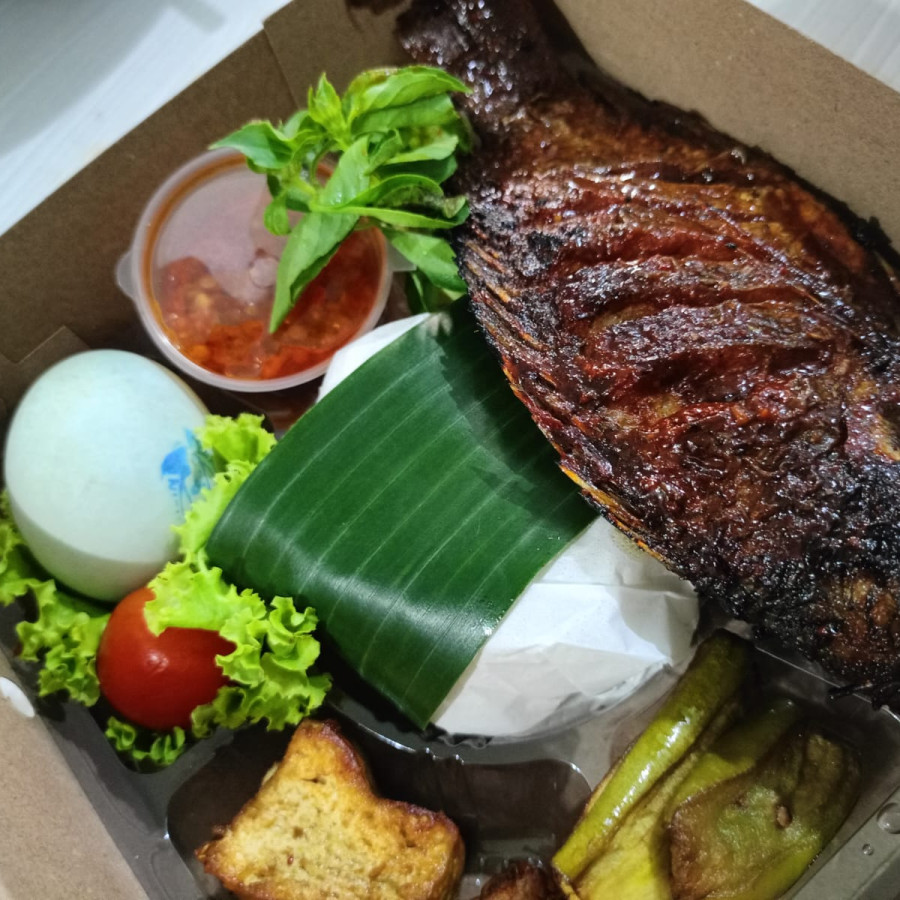 Nasi Kotak Ikan Gurame