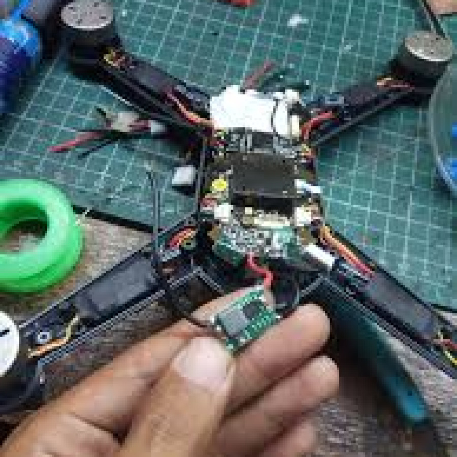 PEMELIHARAAN DRONE