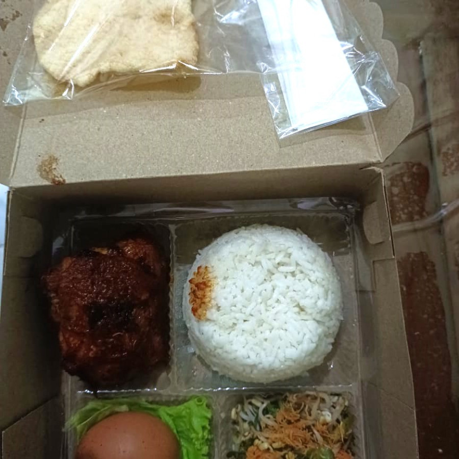Nasi Kotak Paket 4