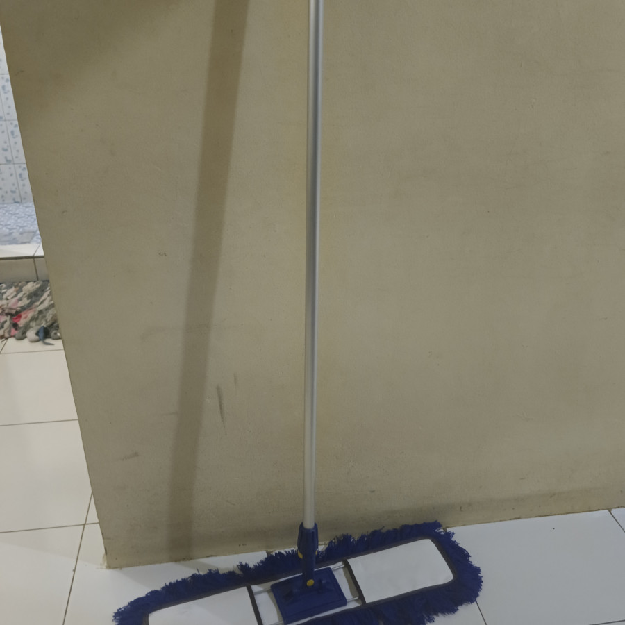 Sapu lantai Debu polos - depan