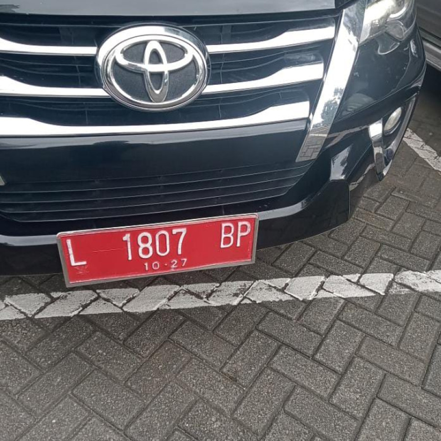 Toyota Fortuner VRZ L 1807 BP
