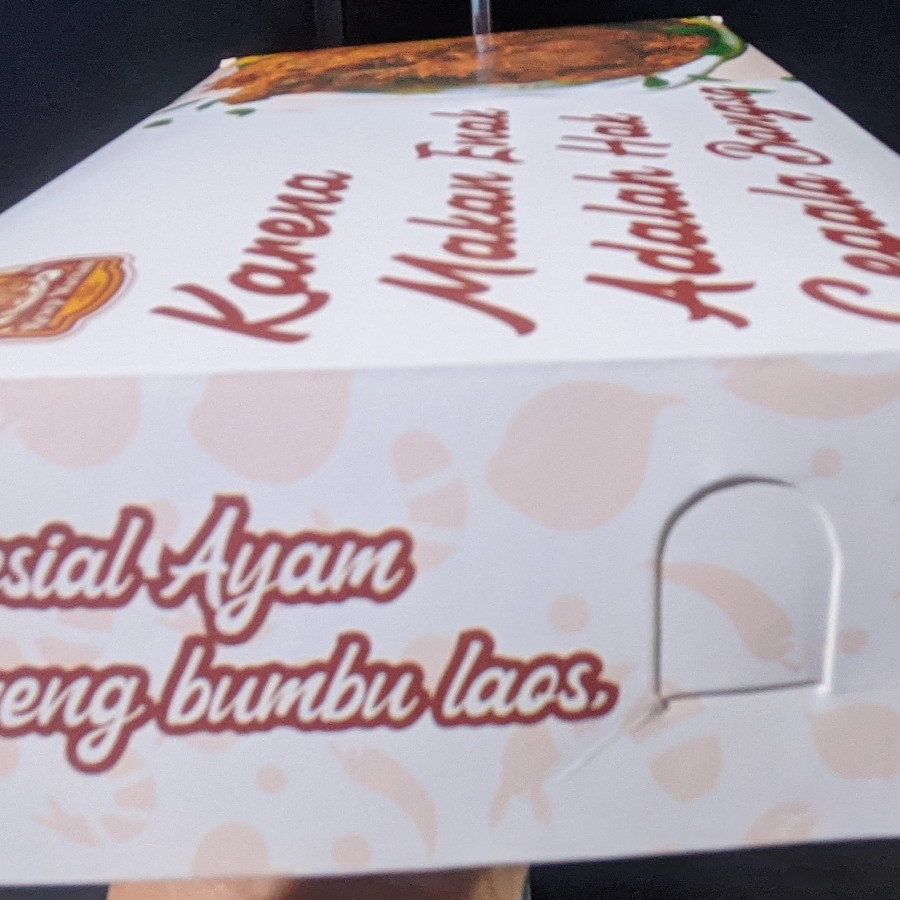 Nasi Box Ayam Laos Spesial - samping