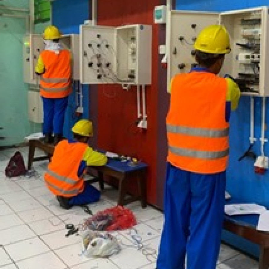 Bahan Pelatihan Pemasangan Instalasi Listrik Bangunan Sederhana - depan