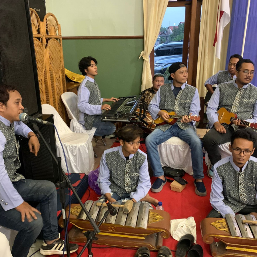 PAKET HIBURAN DAN EVENT - depan