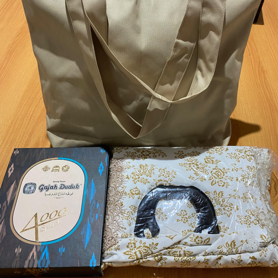 Souvenir Set Custom