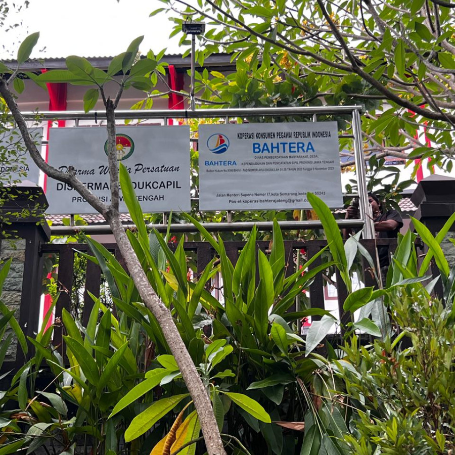 PAKET PEMELIHARAAN PAPAN NAMA KANTOR / PERUSAHAAN