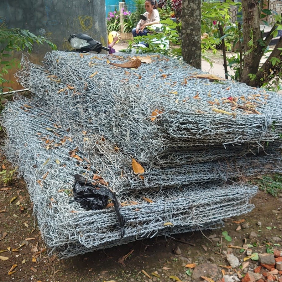 Bronjong Kawat (Gabion) - depan