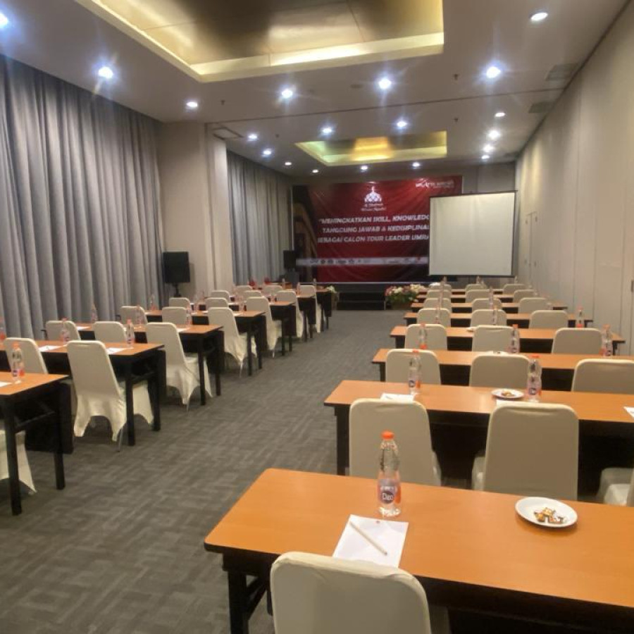 Ruangan Meeting Amaris Hotel (Fullboard) - samping