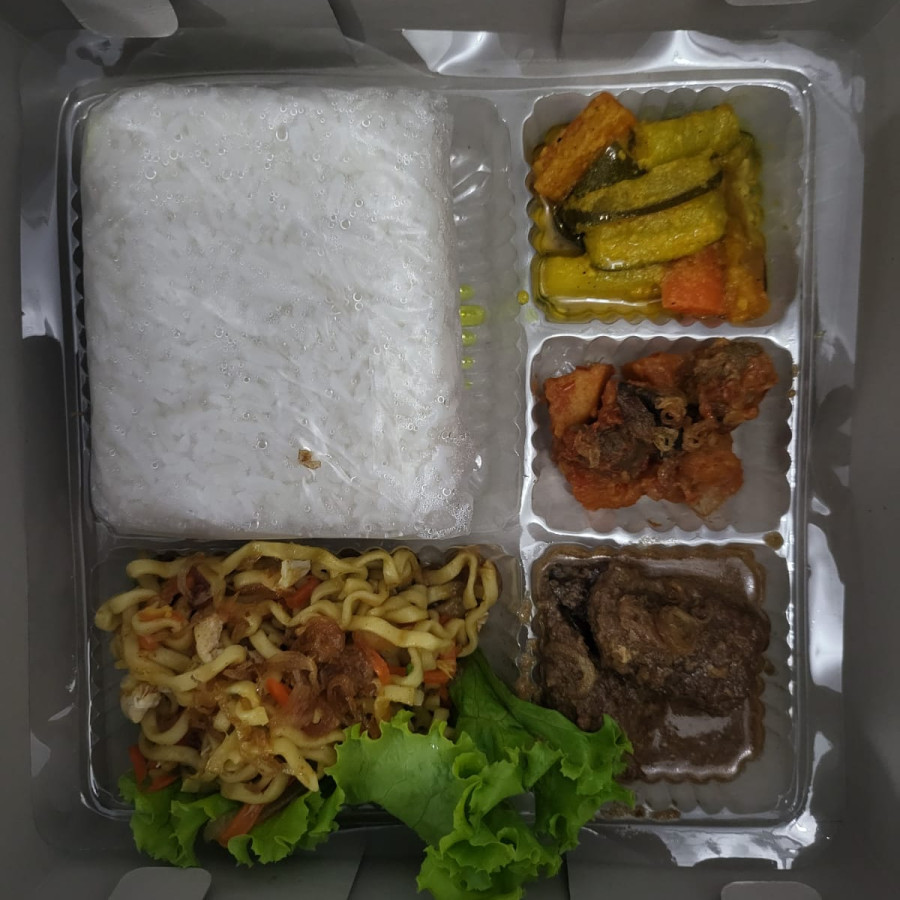 PAKET MAKAN NASI KOTAK - detail