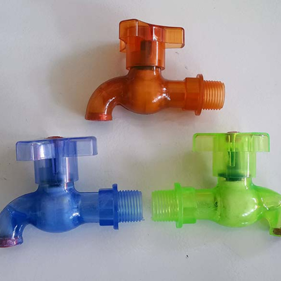 PVC Kran Tembok  Plastik