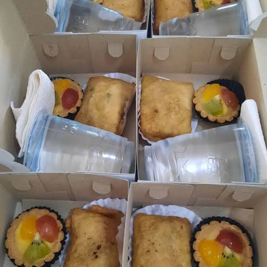 SNACK BOX - depan