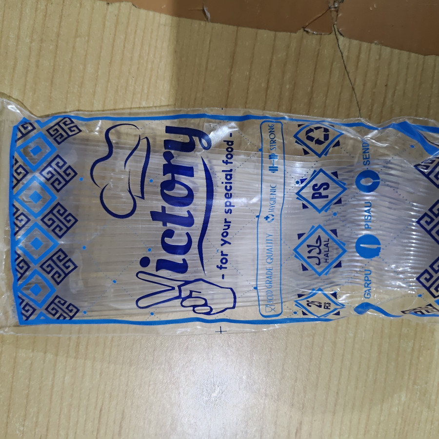Sendok Makan Plastik Victory