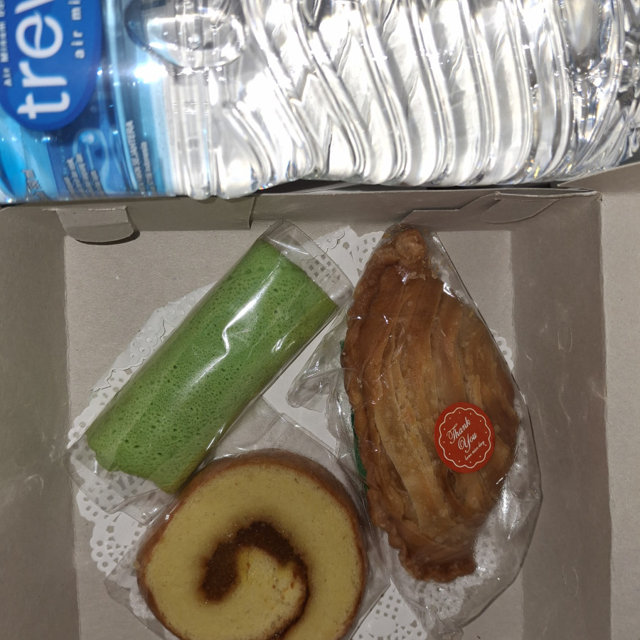 Karipap, Roti Gulung, dadar Gulung