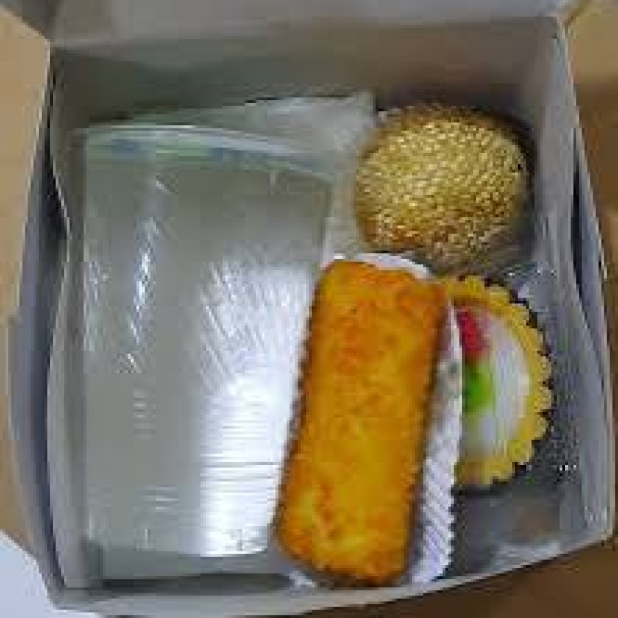 Kue Kotak untuk Rapat OSIS dan MPK  dalam rangka Pemilihan Kader Ketahanan Pangan