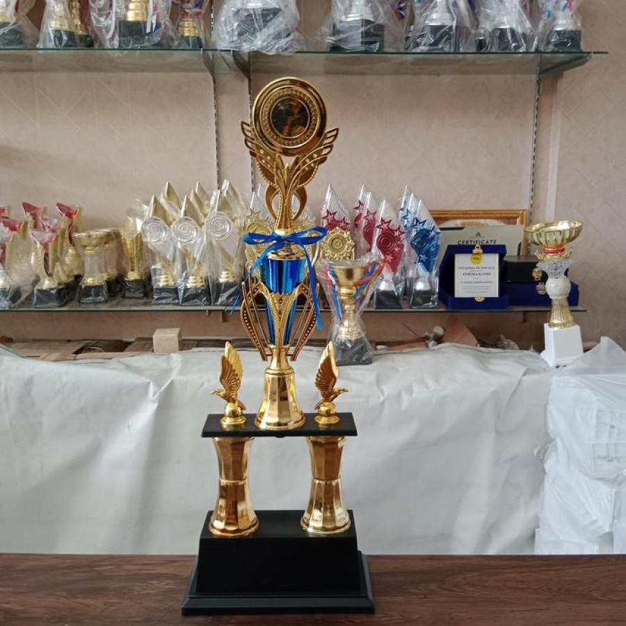 PIALA KAKI 2 - utama