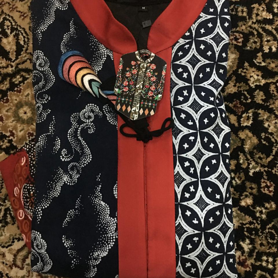 Kemeja Batik Lengan Panjang - samping