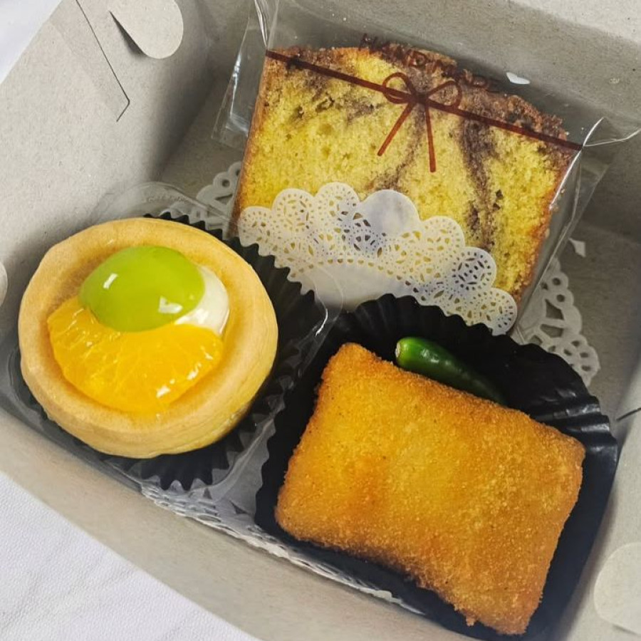 SNACK BOX ( KUE BASAH ) - utama