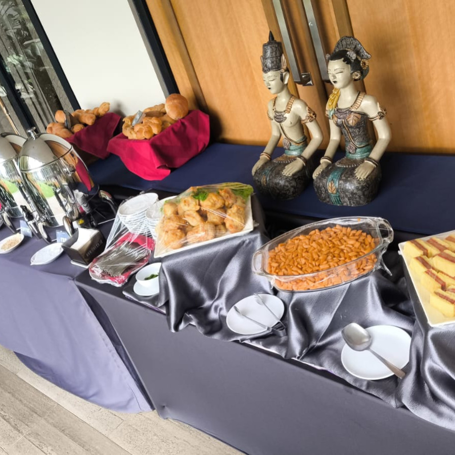 Fullboard Meeting Package - samping