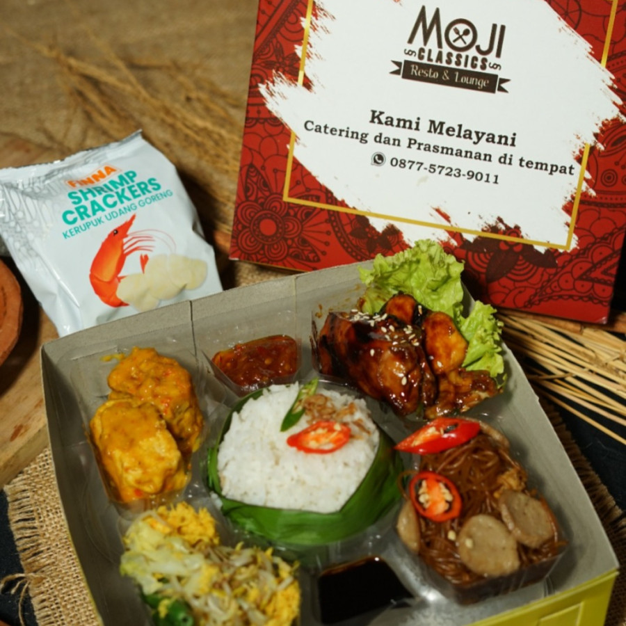 Nasi Kotak Ayam Bakar Moji Catering by Varna Hotel Surabaya