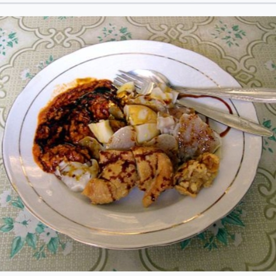 LONTONG SATE AYAM - depan