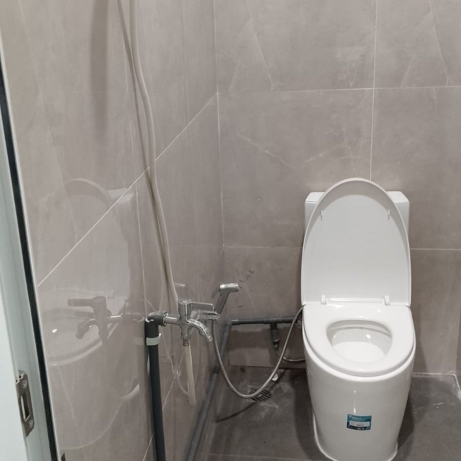 PEMELIHARAAN / PERBAIKAN TOILET PASIEN DAN STAF GEDUNG ASTADAYA - utama