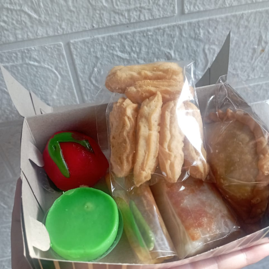 Paket Snack Box - utama