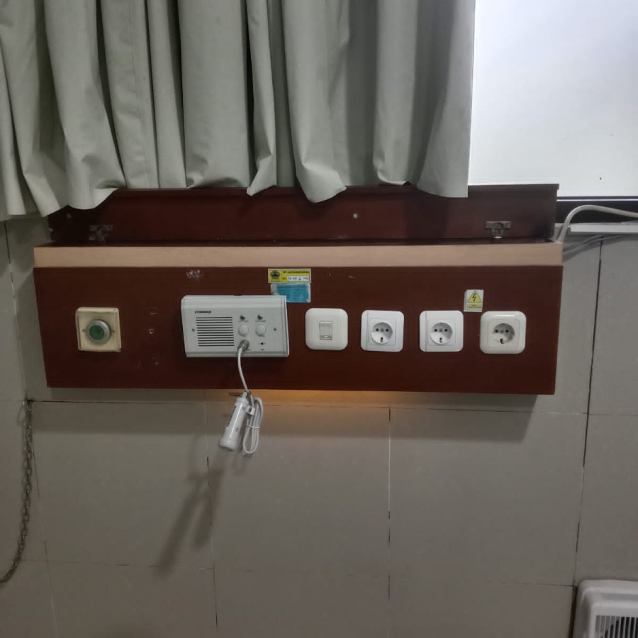 Pemasangan BedHead Pasien - utama