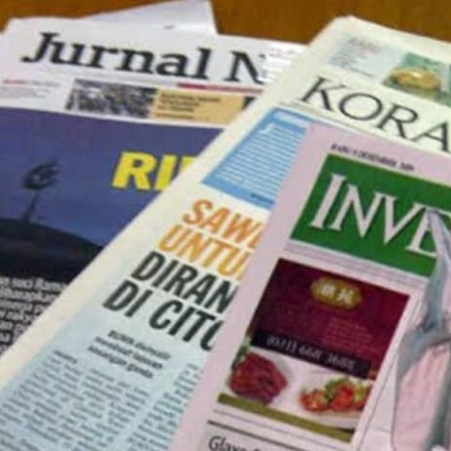 Media Cetak Koran - samping