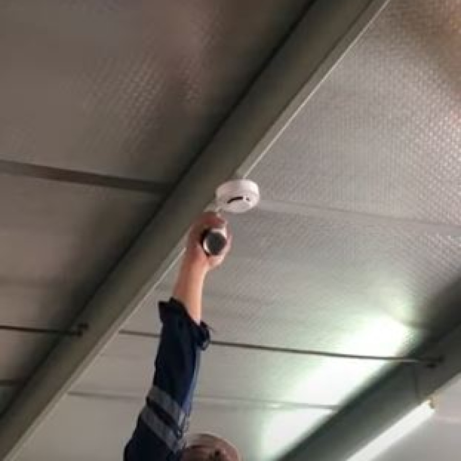 jasa pemasangan smoke detector portable - depan