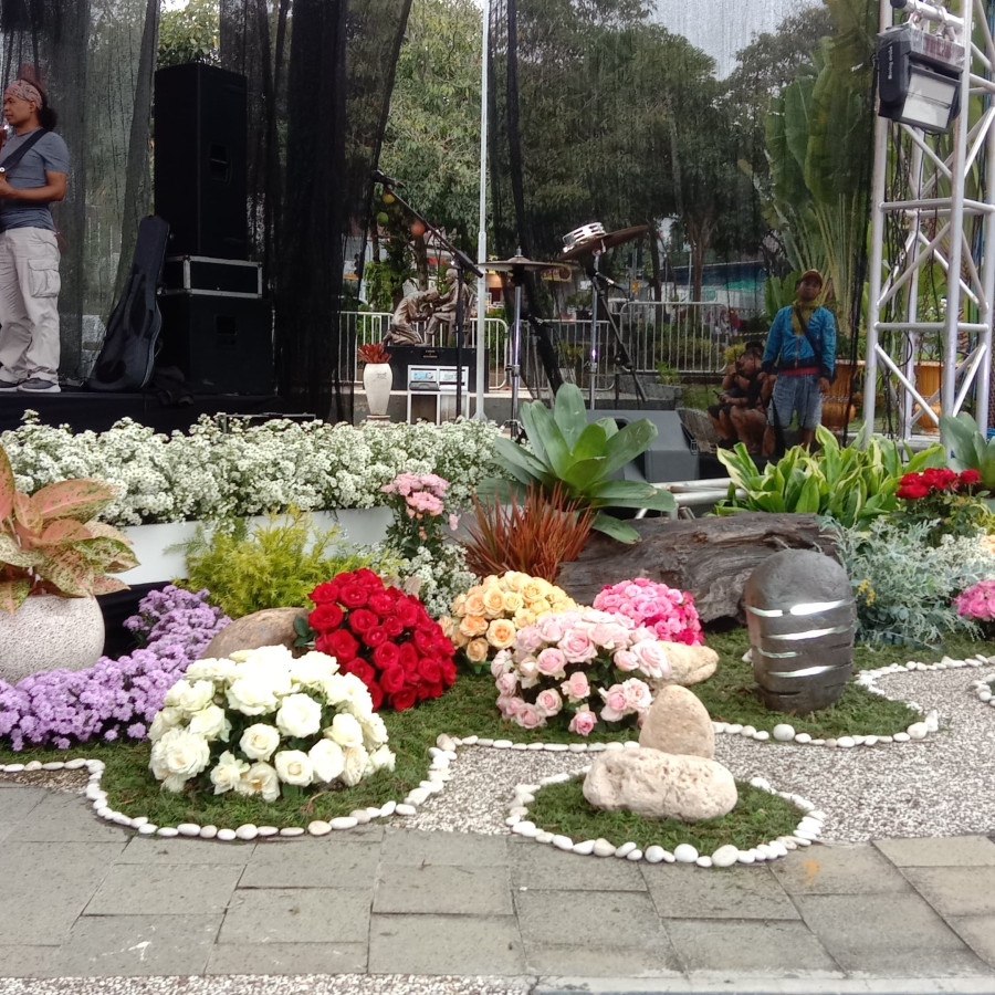 Jasa Dekorasi Mini Garden (Taman Bunga)