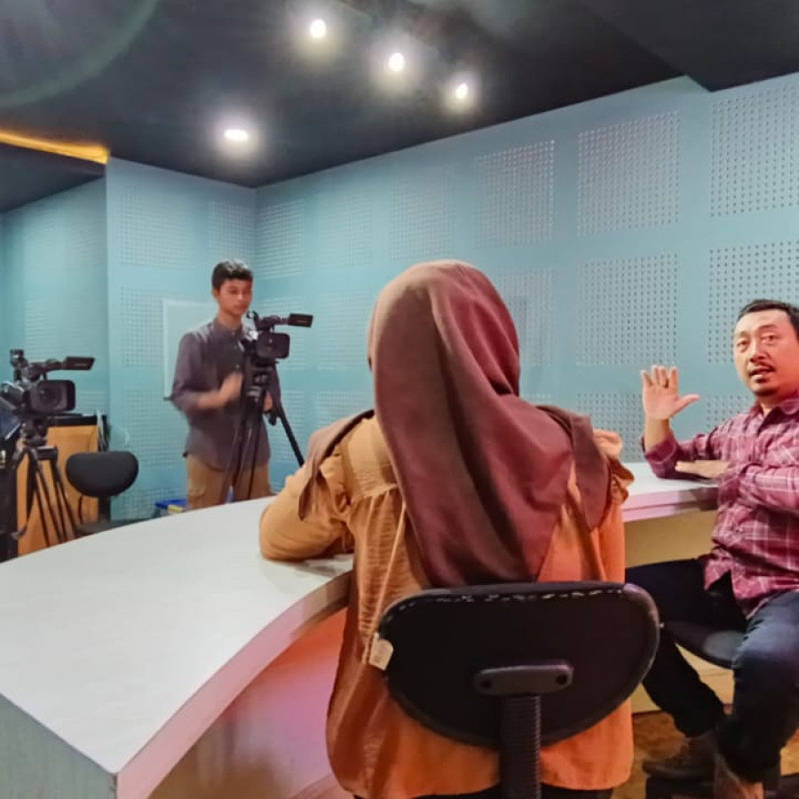 Podcast Youtube Radar Banyuwangi - samping