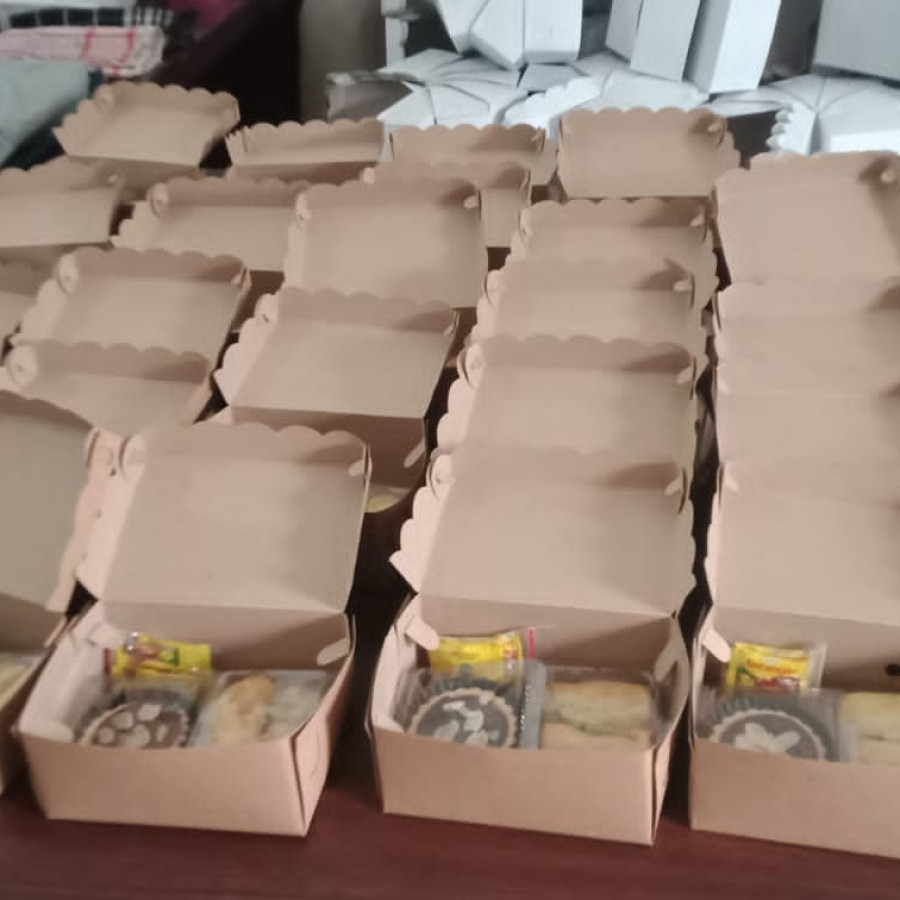 SNACK KEMASAN BOX - depan