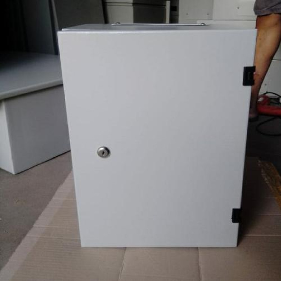 Box Panel Besi Metal 40 x 30 x 20 cm