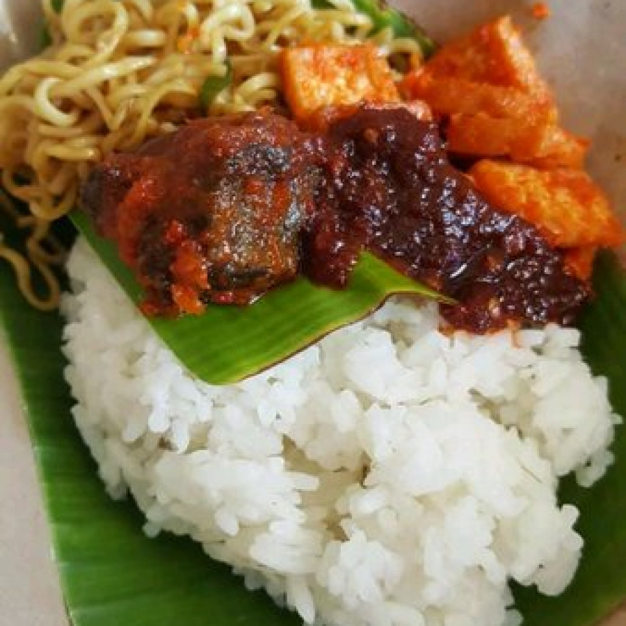 Nasi Bungkus - samping