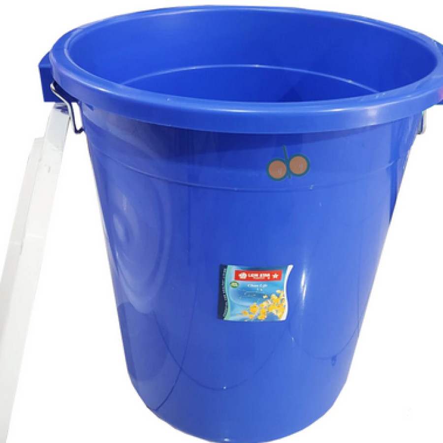 Timba Bahan Plastik Lion Star